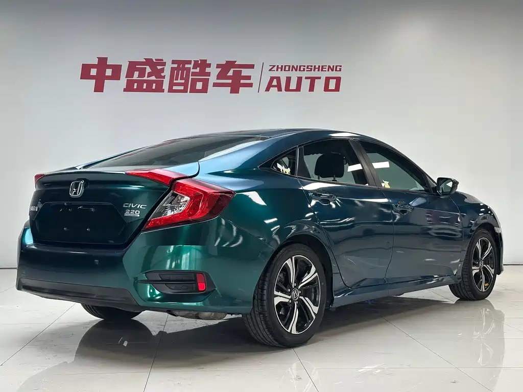 Civic 2016 220TURBO CVT Prestige Edition