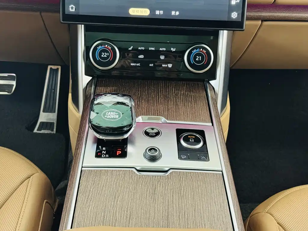 Range Rover 2023 3.0 L6 400PS Creation Extended Edition