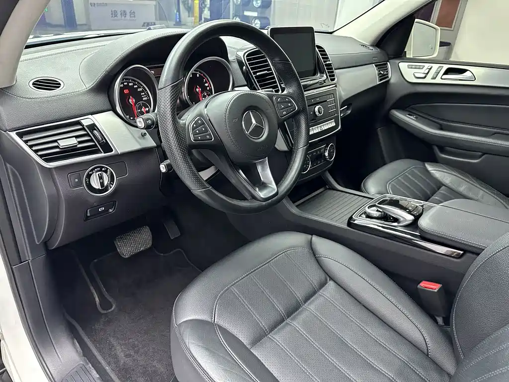Mercedes-Benz GLS 2016 GLS 400 4MATIC Dynamic Edition