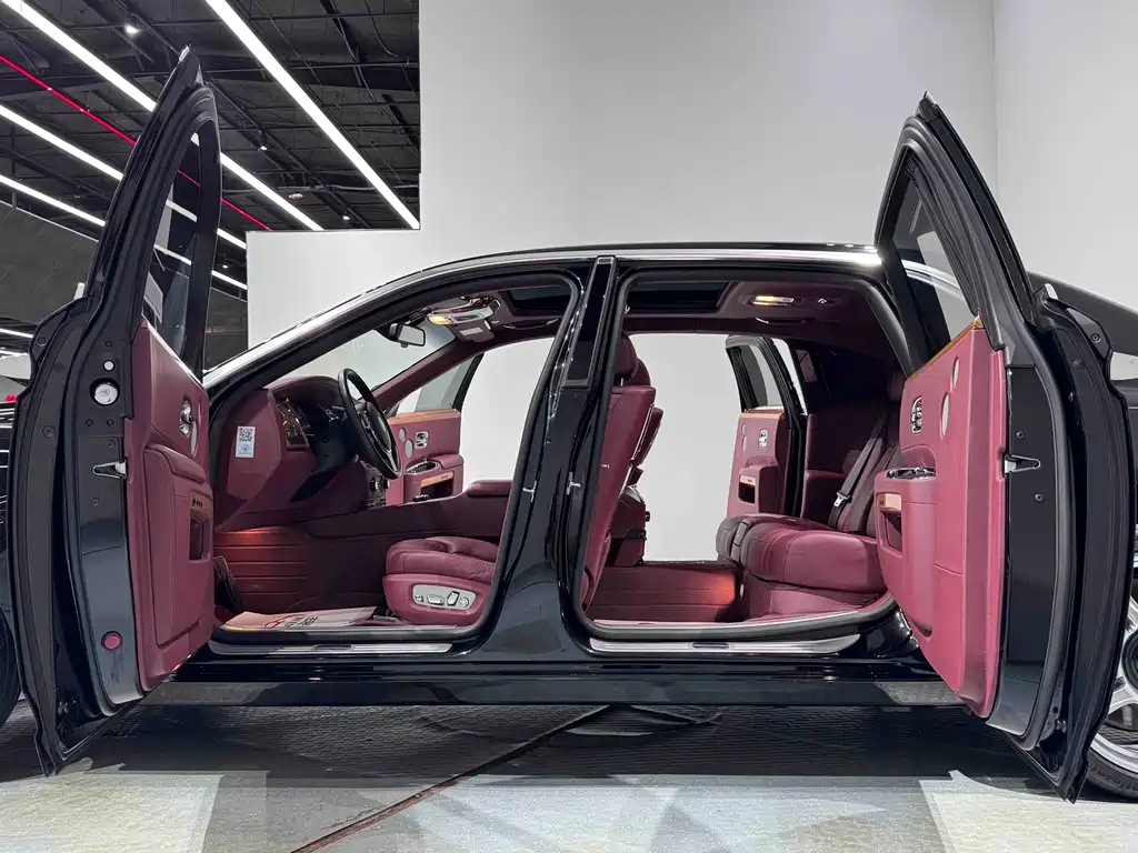 Rolls-Royce Phantom 2015 Series II Extended Wheelbase