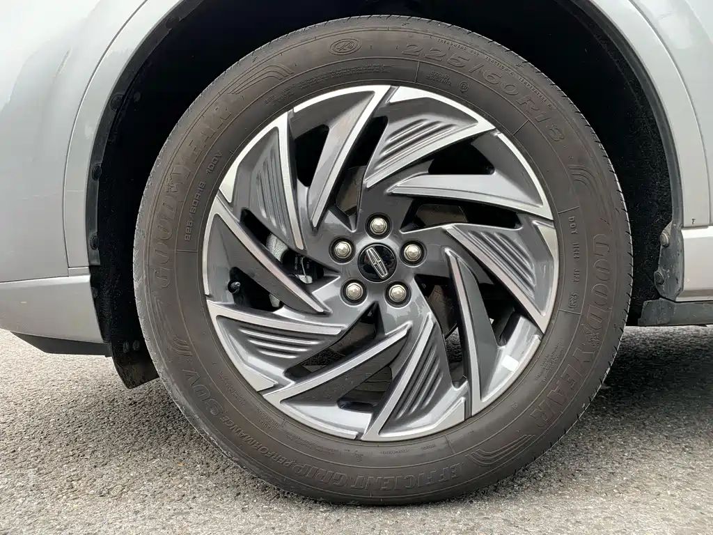 Explorer 2024 1.5T Two-Wheel Drive Premium Hybrid Edition