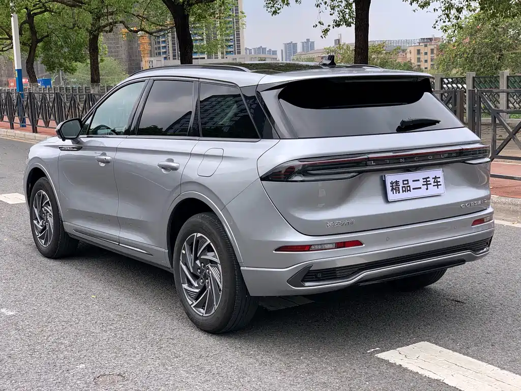 Explorer 2024 1.5T Two-Wheel Drive Premium Hybrid Edition
