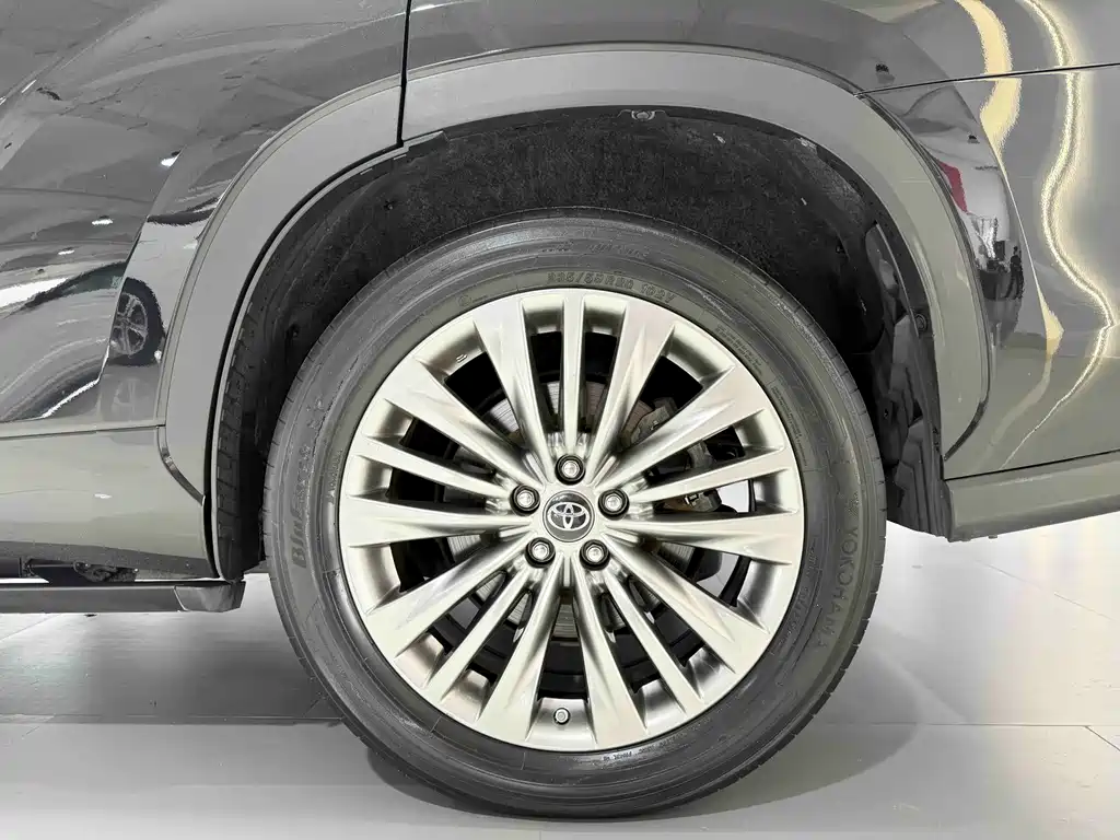 Hanlan Da 2022 380T 4WD Prestige Edition 7-seat