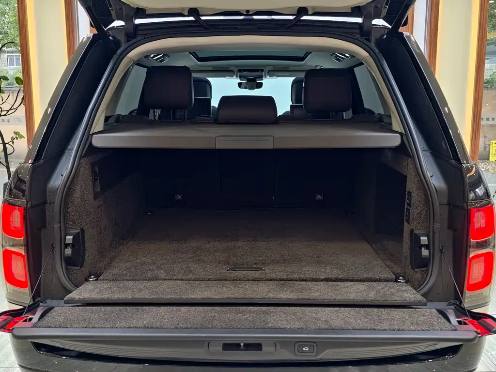 Range Rover 2021 3.0 L6 Classic Extended Edition