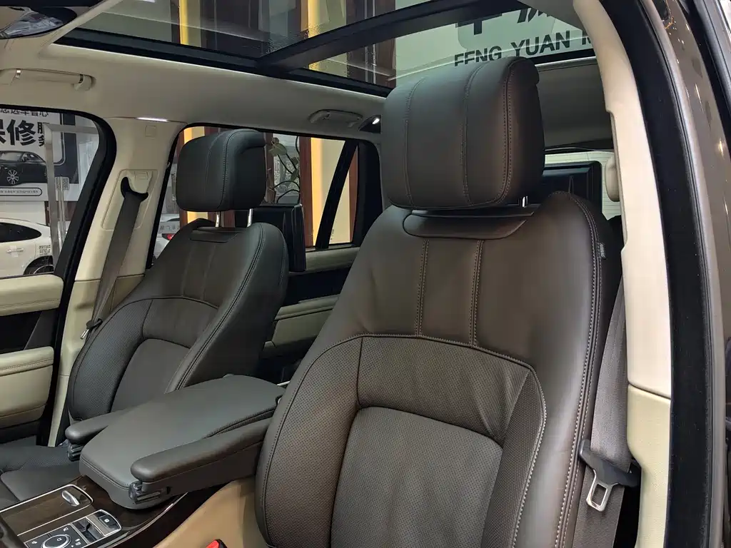 Range Rover 2021 3.0 L6 Classic Extended Edition