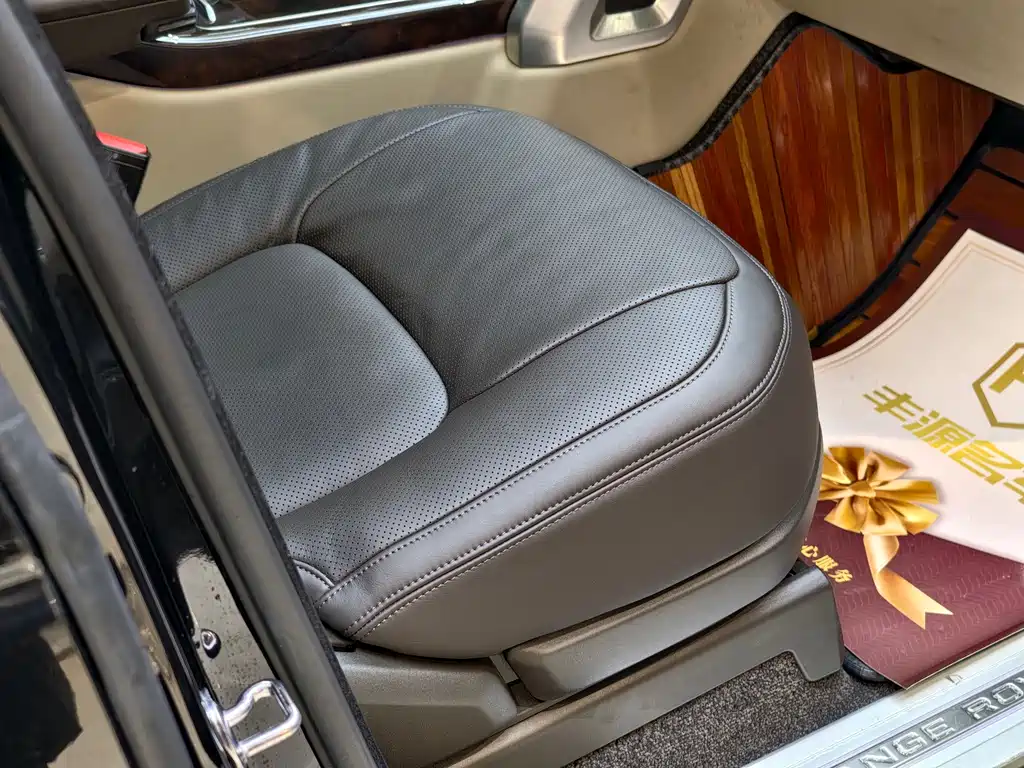 Range Rover 2021 3.0 L6 Classic Extended Edition