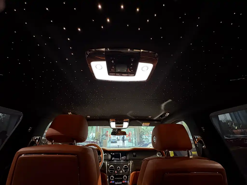Cullinan 2018 4-seater Edition