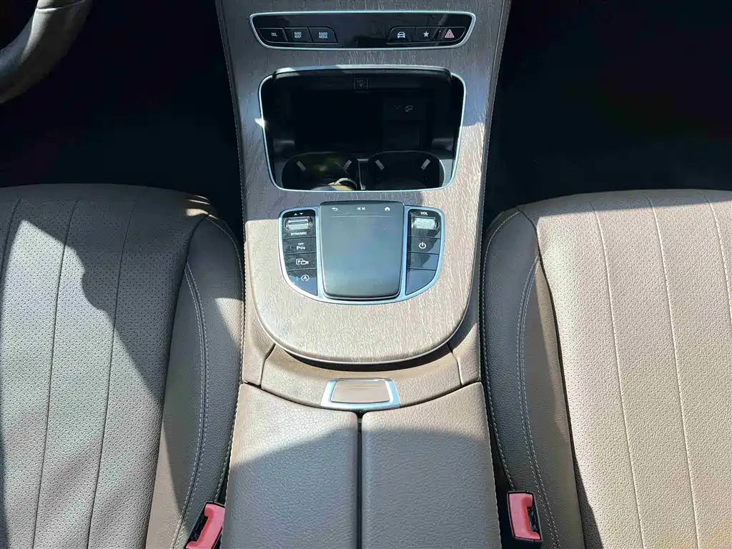 Mercedes-Benz E-Class 2021 E 300 L Fashion Edition