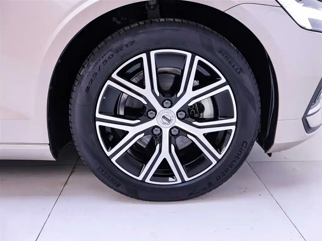Volvo S60 2023 B4 Intelligent Luxury Edition