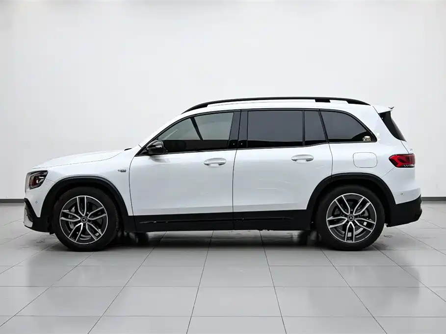 Mercedes GLB AMG 2023 AMG GLB 35 4MATIC