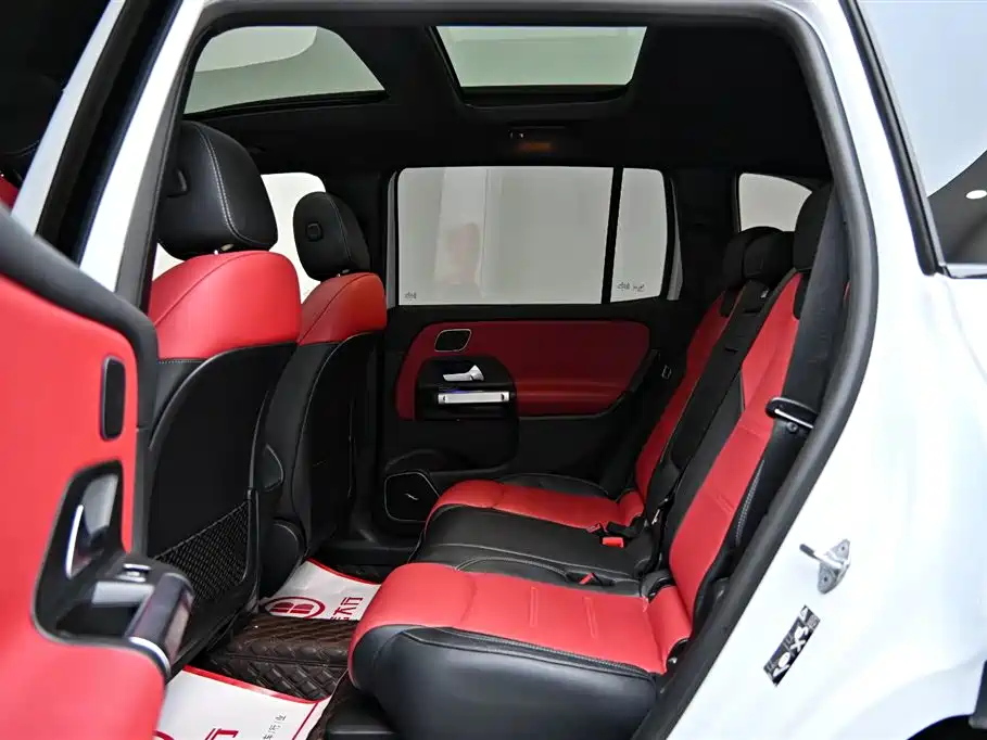 Mercedes GLB AMG 2023 AMG GLB 35 4MATIC