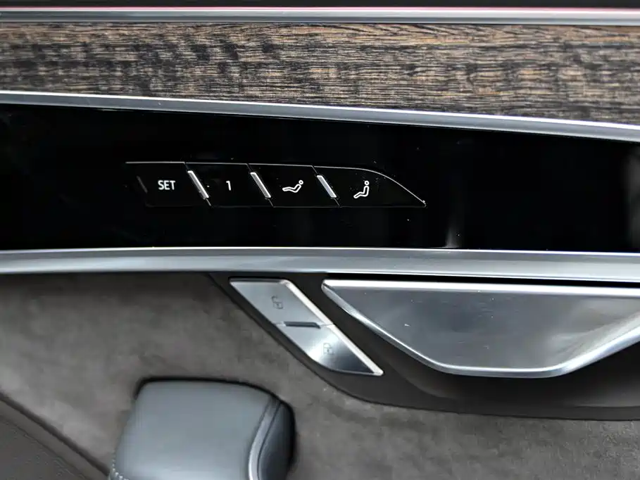 Audi A8 2019 Plus A8L 55 TFSI quattro Prestige Edition
