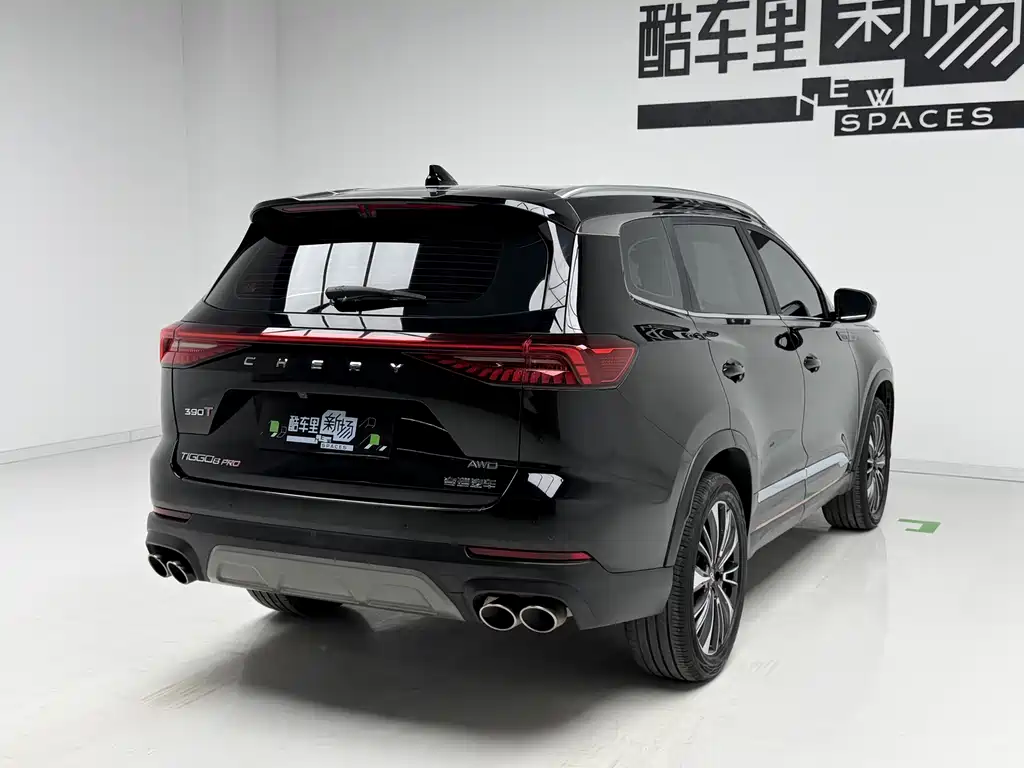 Ruihu 8 PRO 2024 Champion Edition 390T 4WD Peak Edition 5-seat