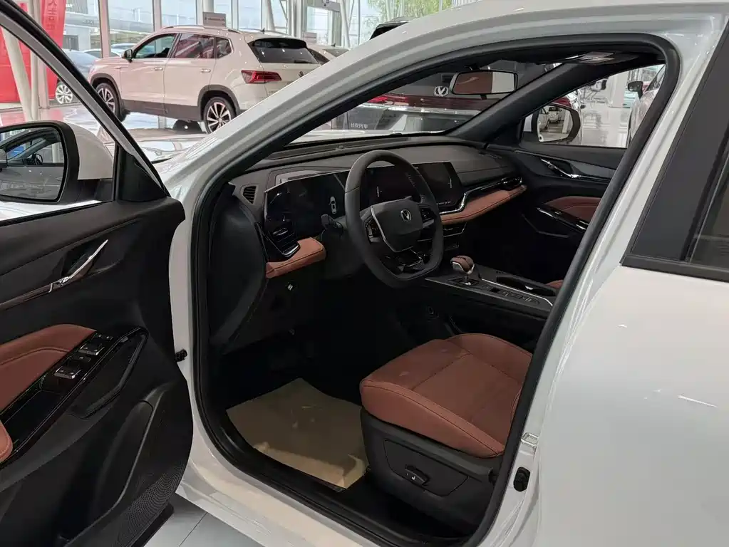 Chang'an X5 PLUS 2025 Edition 1.5T DCT Surpass Version