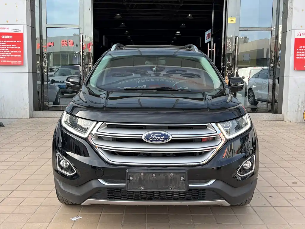 Ford Edge 2018 EcoBoost 245 2WD Luxury 7-seater National VI