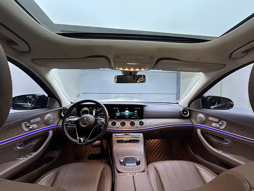 Mercedes-Benz E-Class 2023 E 300 L Fashion Edition