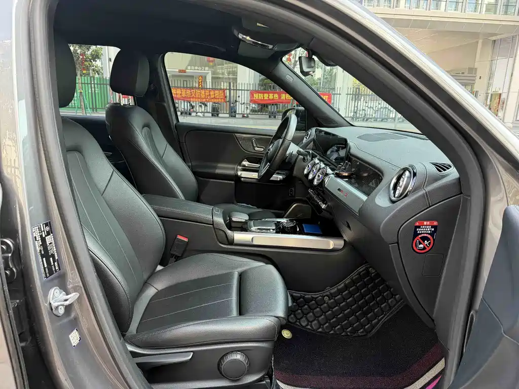 Mercedes-Benz GLB 2021 GLB 200 Sporty Edition