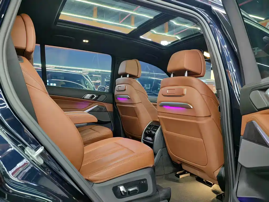 BMW X7 2023 xDrive40i Luxury Package Excellence Edition