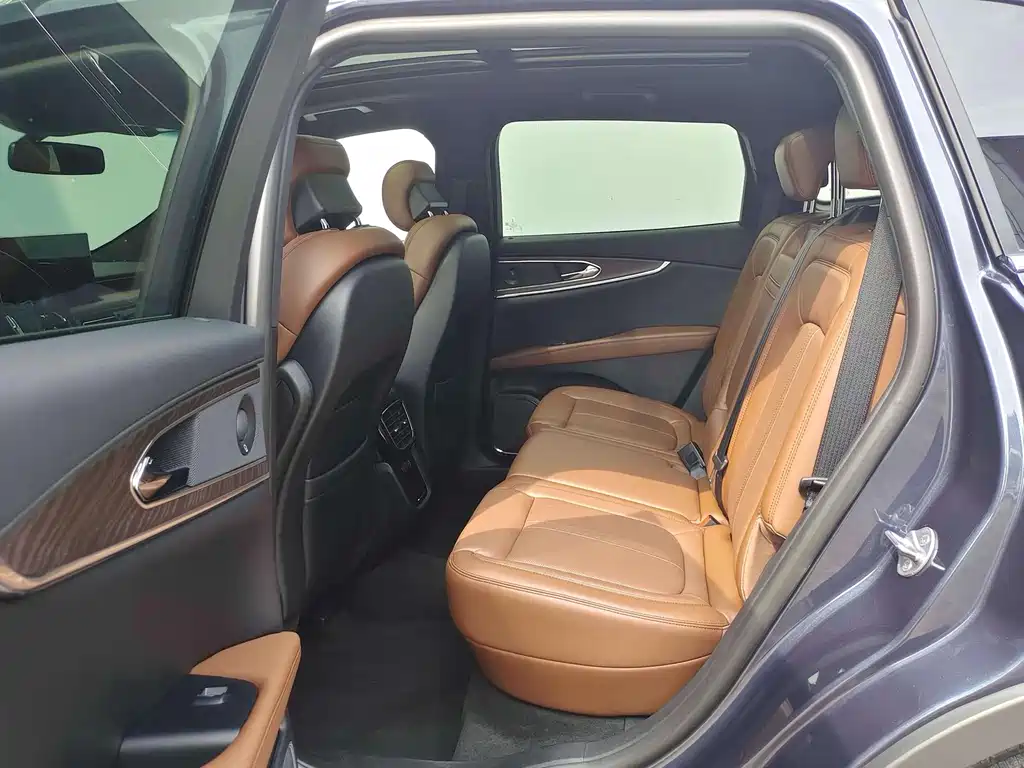 Navigator 2021 2.7T AWD Prestige Edition
