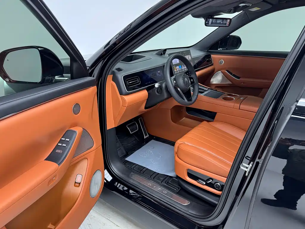 SUV M7 2026 Edition Range-Extended Max 4WD 5-Seater 192-line LiDAR