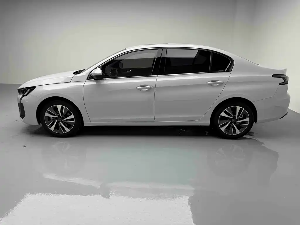 Peugeot 408 2024 360THP Laphi Edition