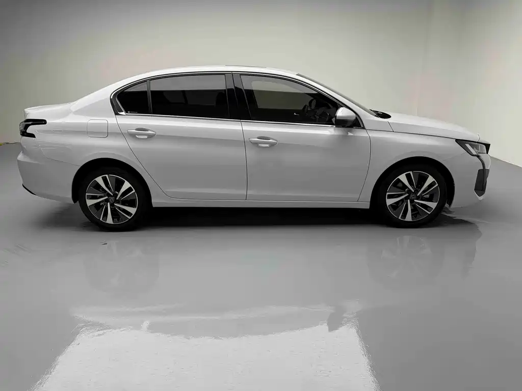 Peugeot 408 2024 360THP Laphi Edition