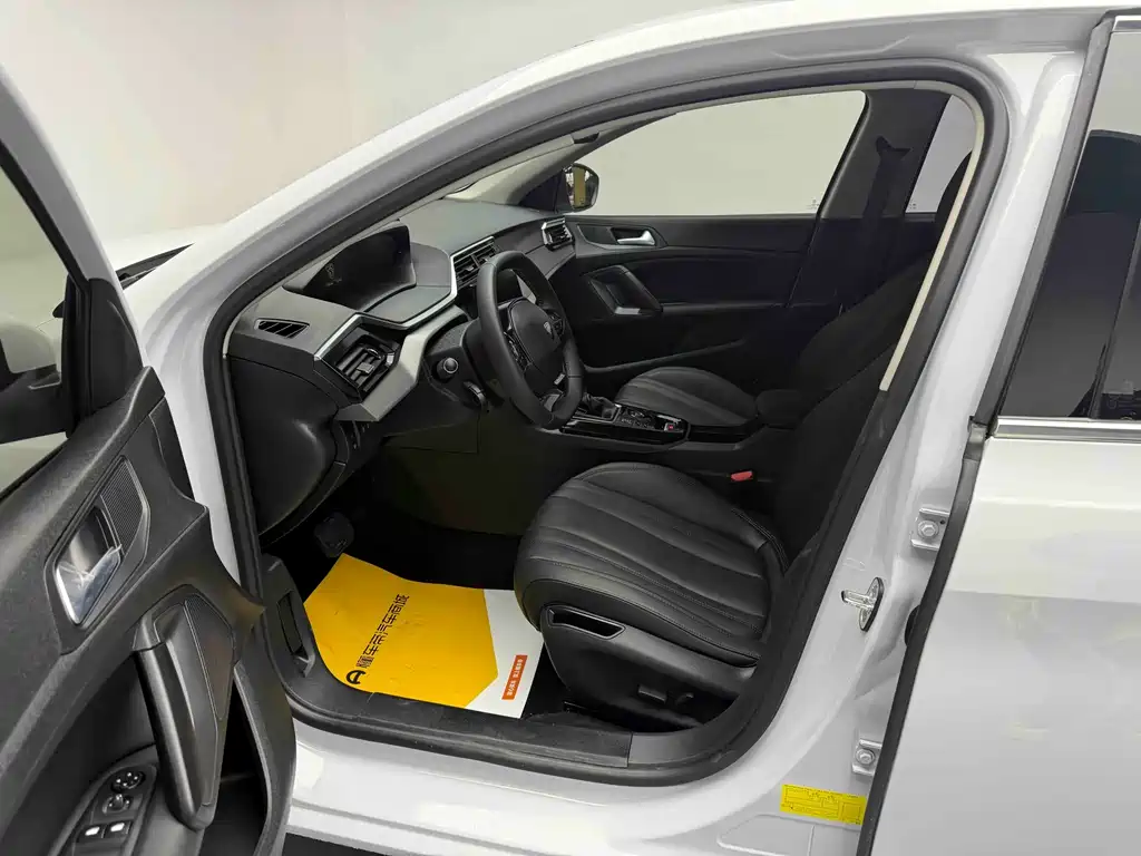 Peugeot 408 2024 360THP Laphi Edition