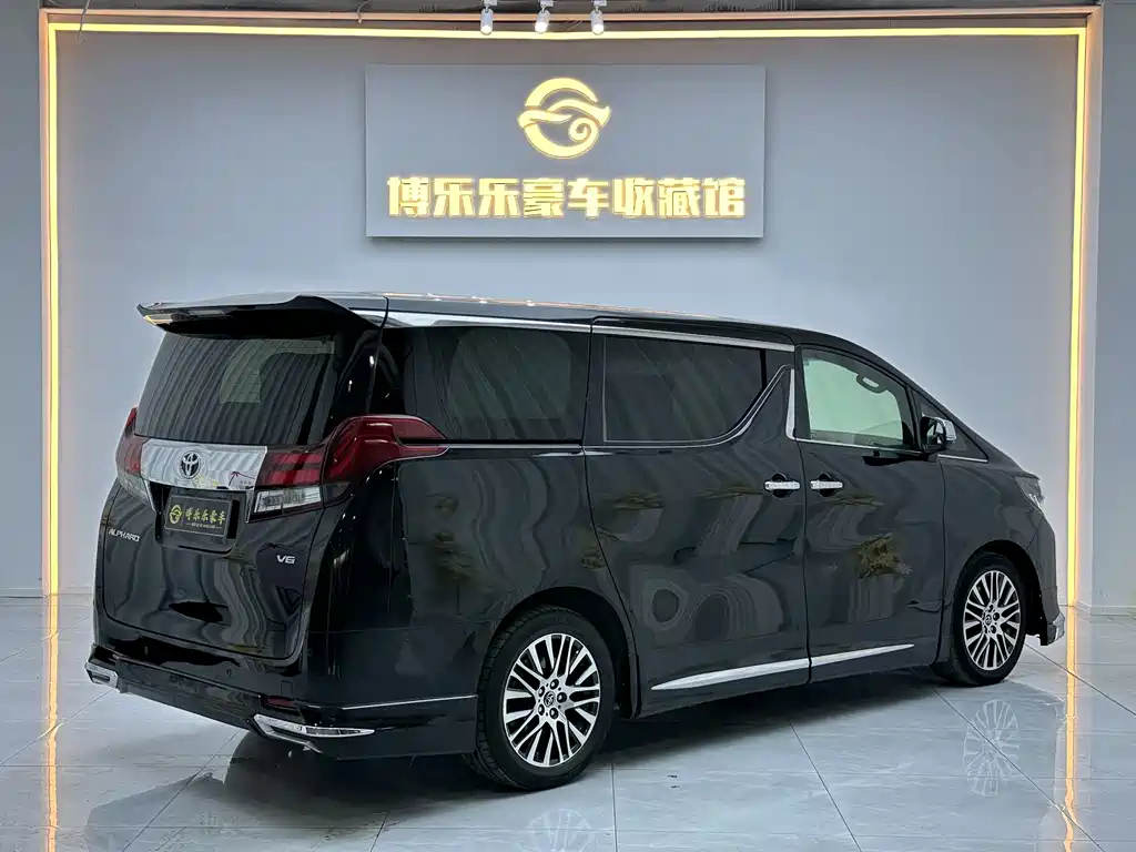 Alphard 2018 3.5L Luxury Edition