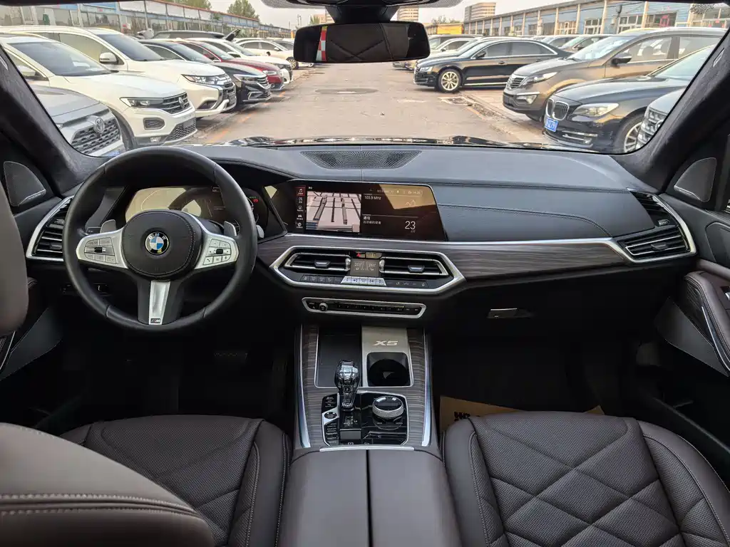 BMW X5 2022 Facelift xDrive 40Li M Sport Package