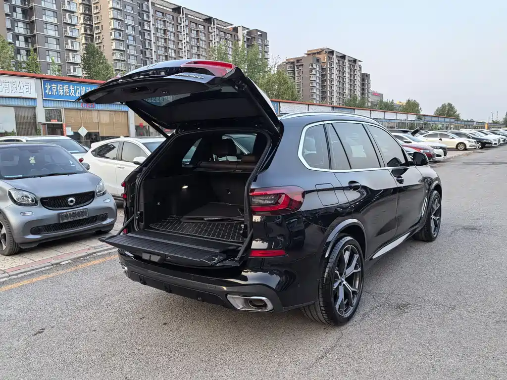 BMW X5 2022 Facelift xDrive 40Li M Sport Package