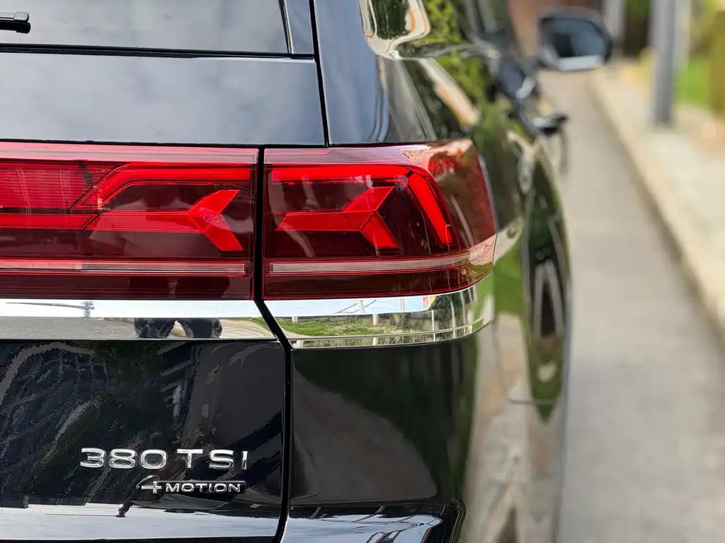 Tongyi 2024 Model 380TSI 4x4 Prestige Luxury Edition