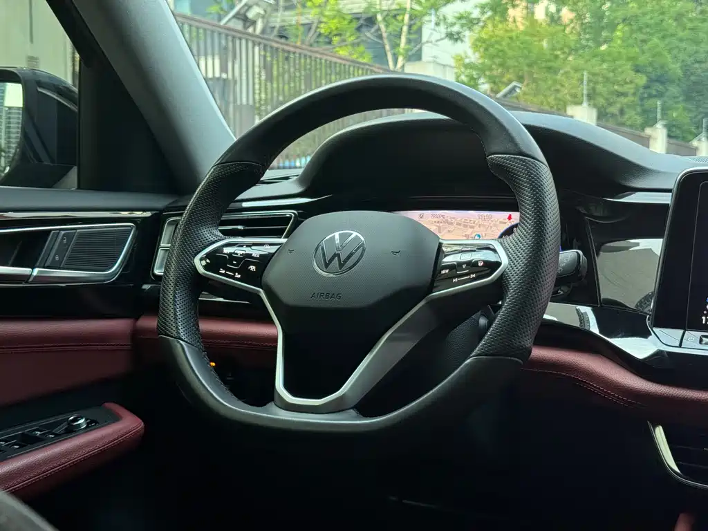 Tongyi 2024 Model 380TSI 4x4 Prestige Luxury Edition
