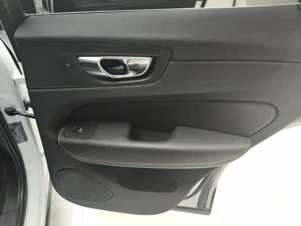 Volvo XC60 2019 T5 AWD Smart Vision Edition National V