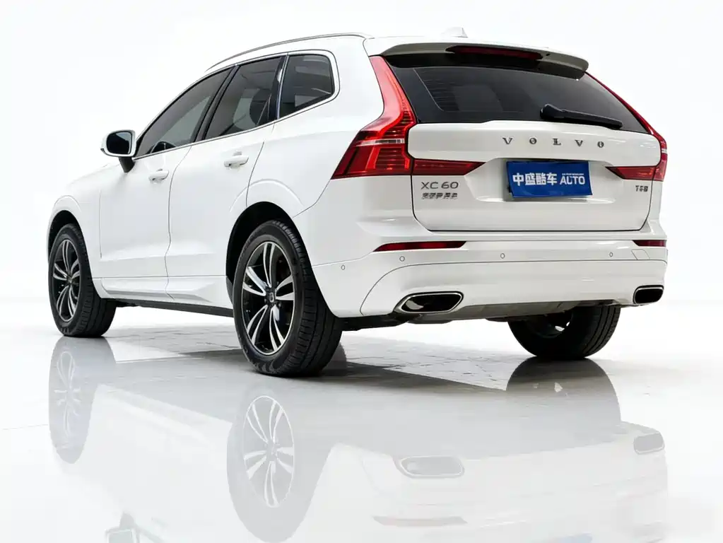 Volvo XC60 2019 T5 AWD Smart Vision Edition National V