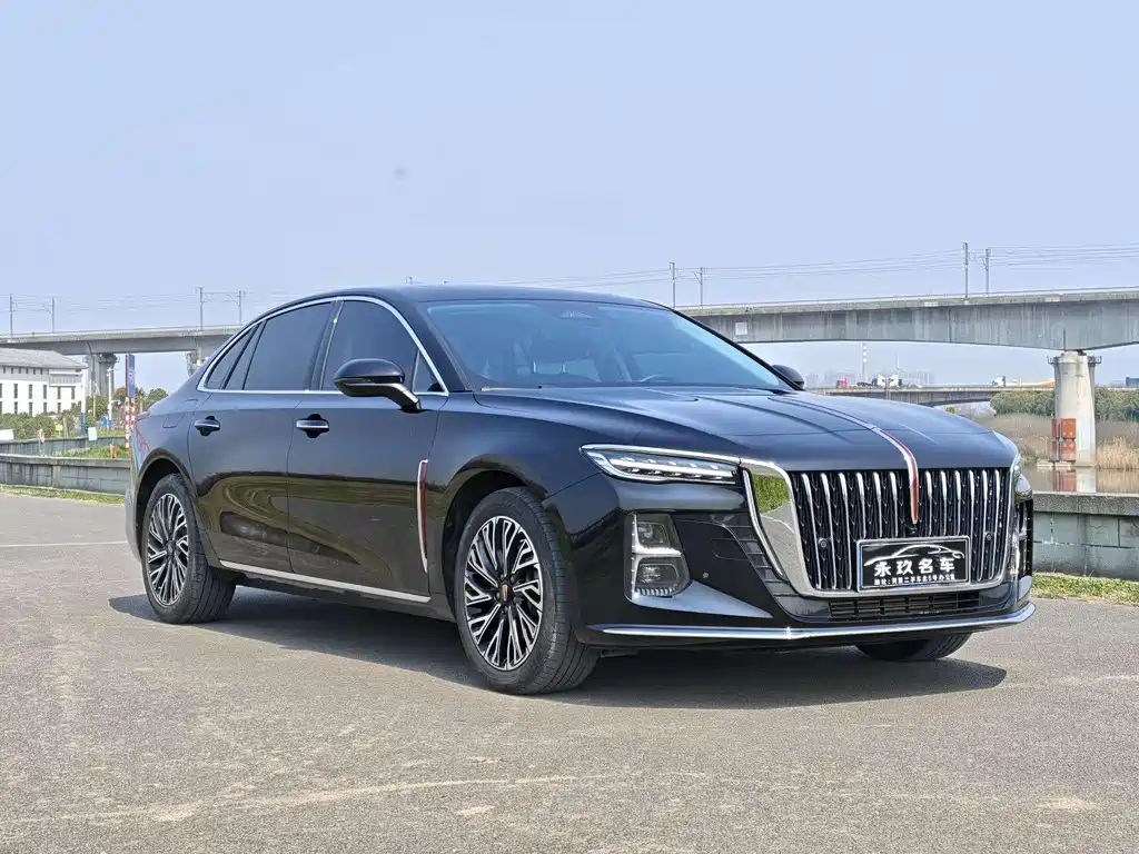 Hongqi H5 2024 Model 2.0T Automatic Smart Link Qi Chang Edition