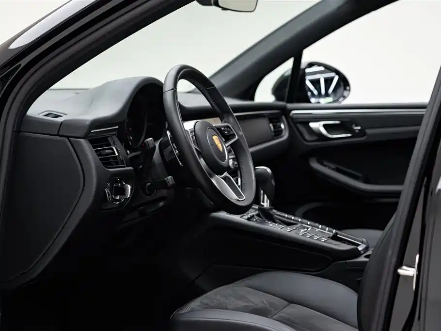 Macan 2021 2.0T