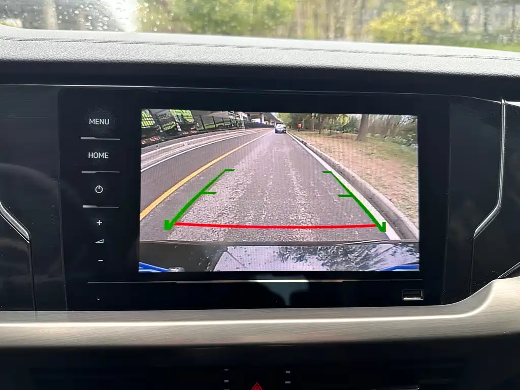 Passat 2021 330 TSI Luxury Edition