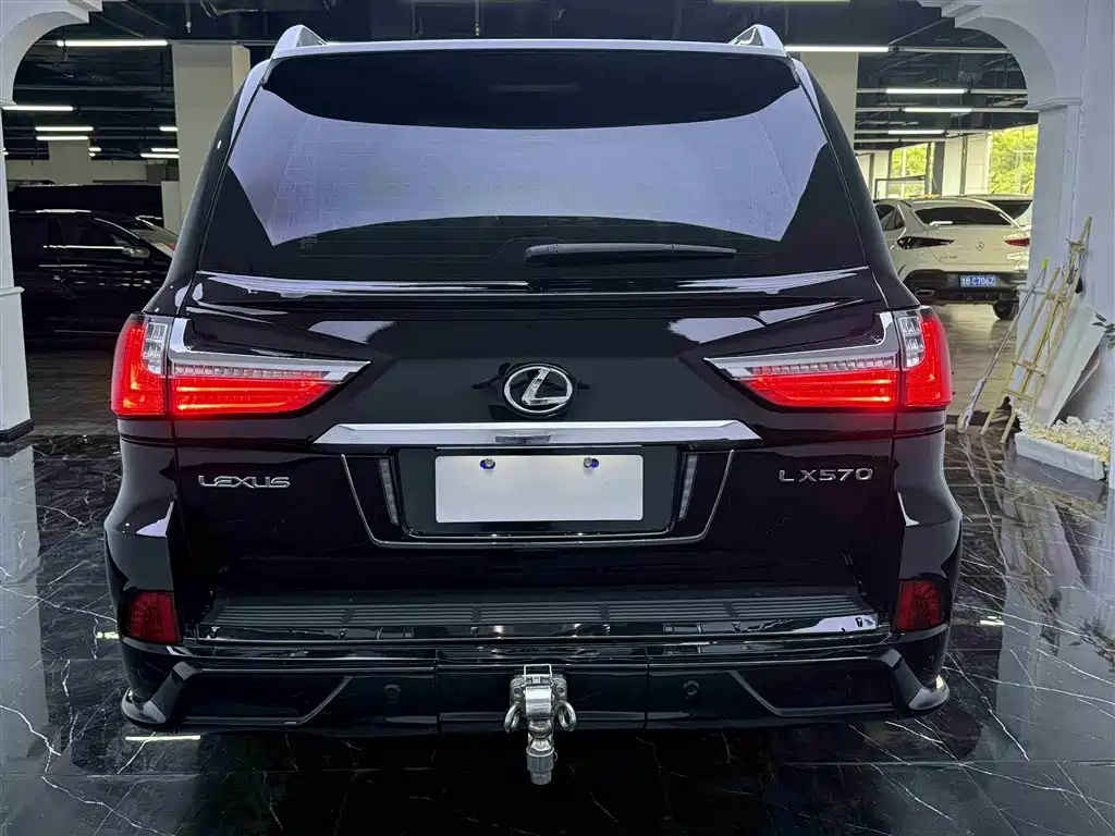 Lexus LX 2009 570
