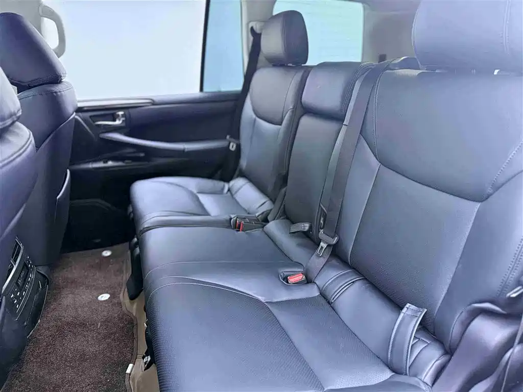 Lexus LX 2009 570