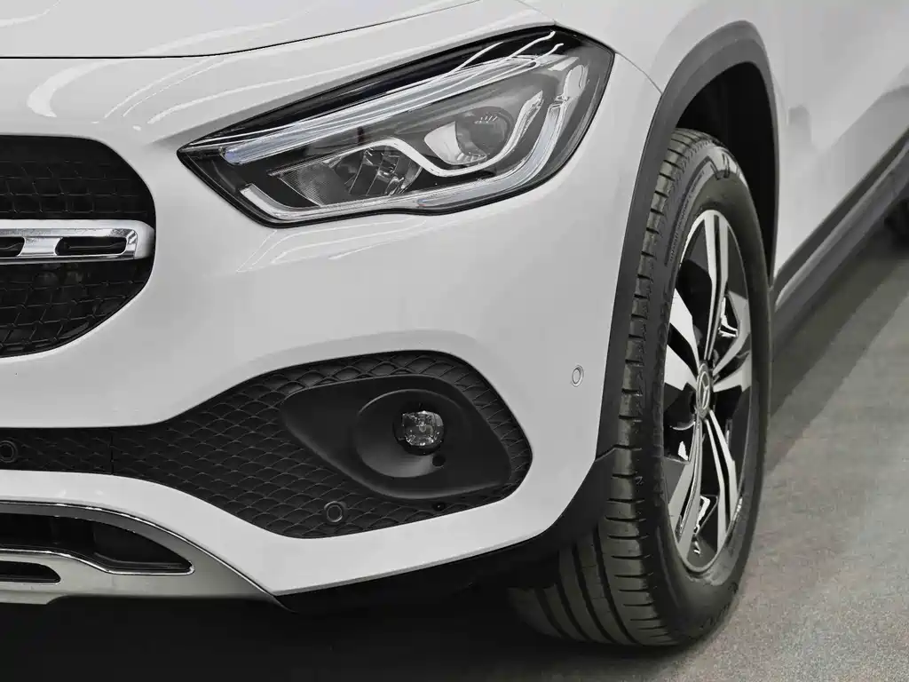 Mercedes-Benz GLA 2023 GLA 220