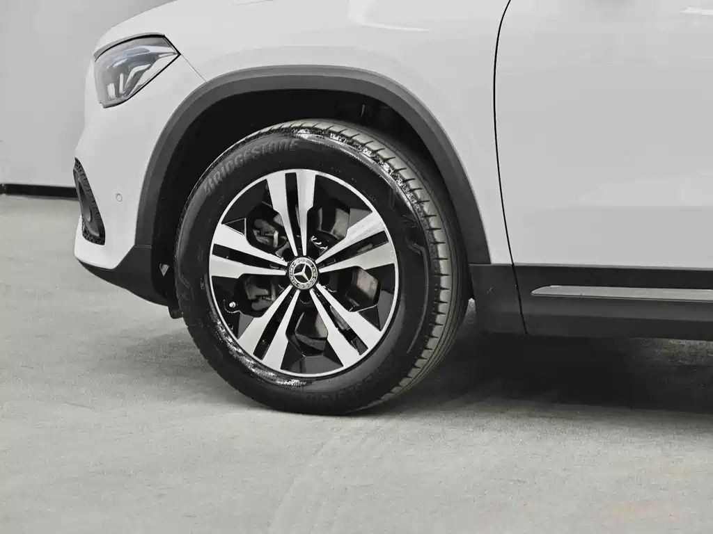 Mercedes-Benz GLA 2023 GLA 220