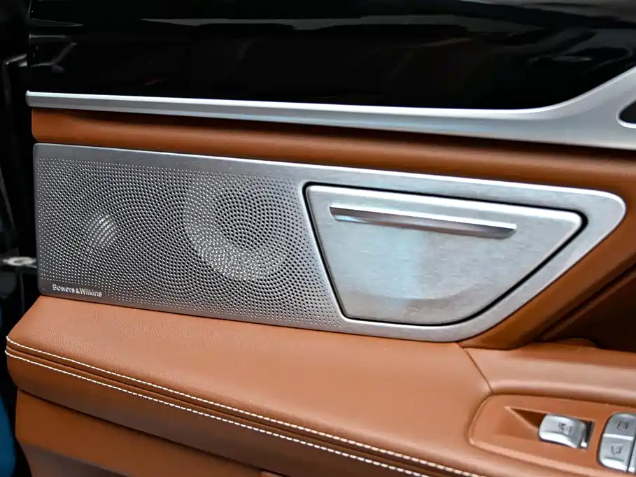 BMW 7 Series 2018 740Li xDrive Luxury Edition M Sport Package
