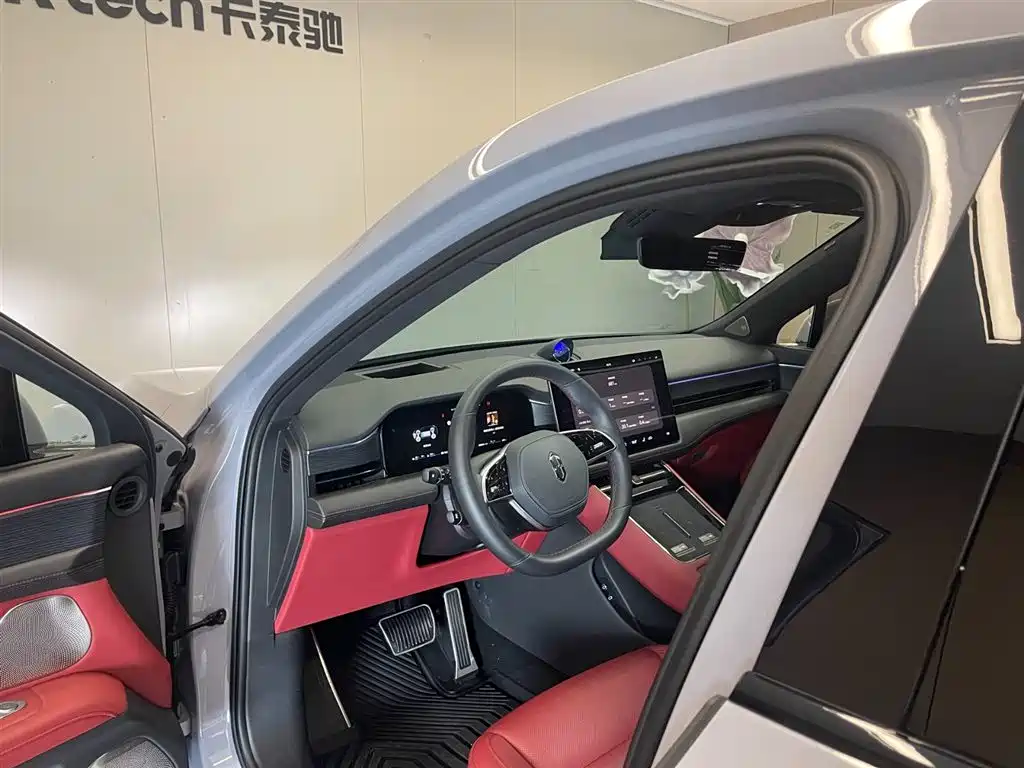 SUV M5 2024 Edition Range-Extended Max RS All-Wheel Drive High-End Intelligent Driving Version
