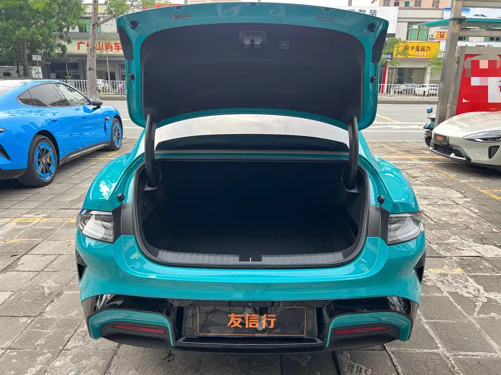 Xiaomi SU7 2024 Edition Rear-wheel Drive Long-range Intelligent Driving Version