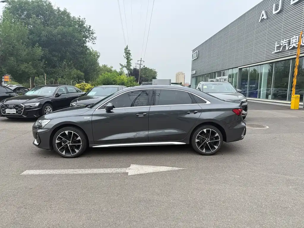 Audi A3 2025 model A3L Limousine 35 TFSI Prestige Edition