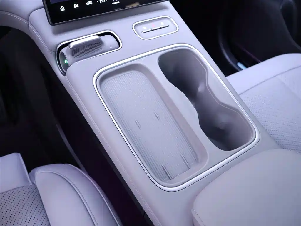 NIO EC6 2024 Model 75kWh