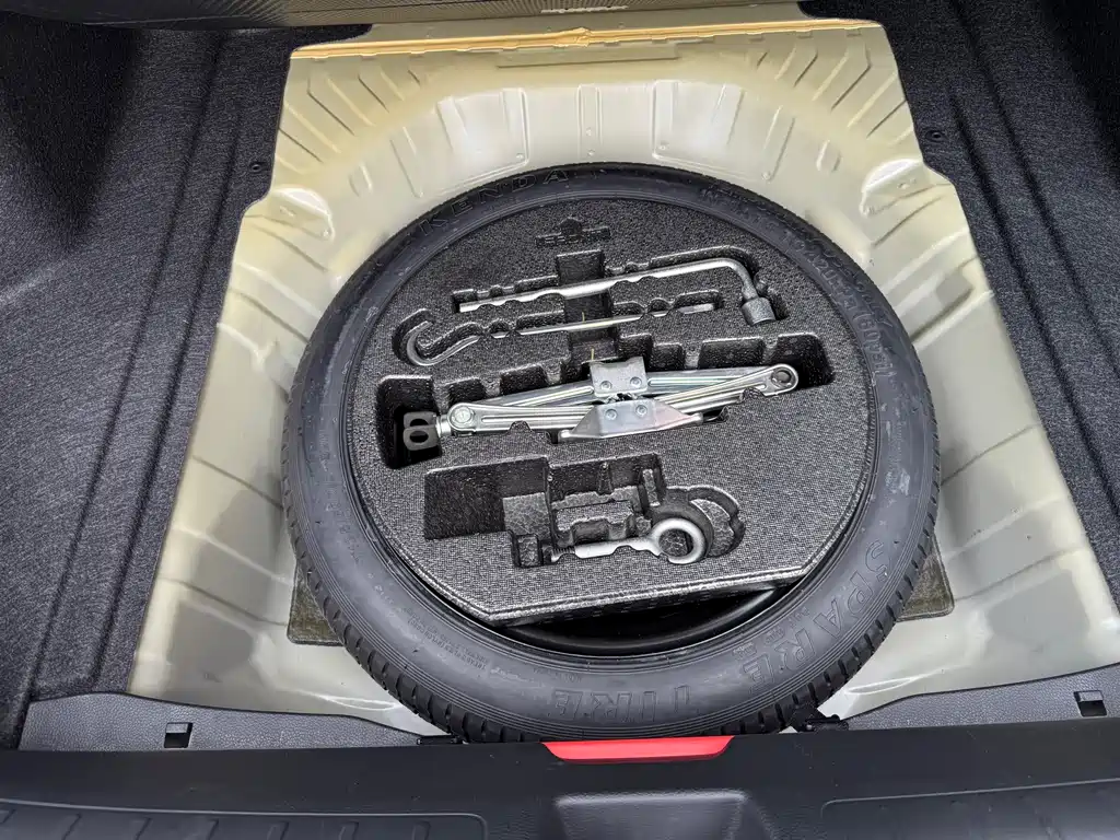 Type R 2022 240TURBO CVT Premium Edition