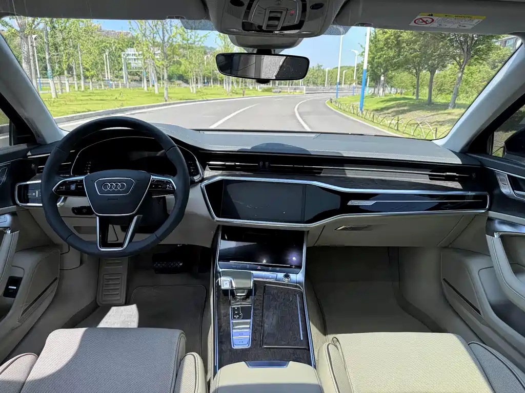 Audi A6L 2022 55 TFSI quattro Flagship Edition