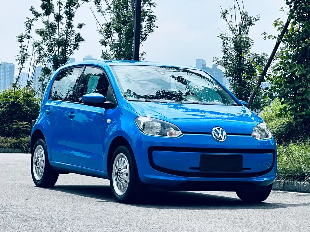 Volkswagen Up! 2015 model 1.0L move up!