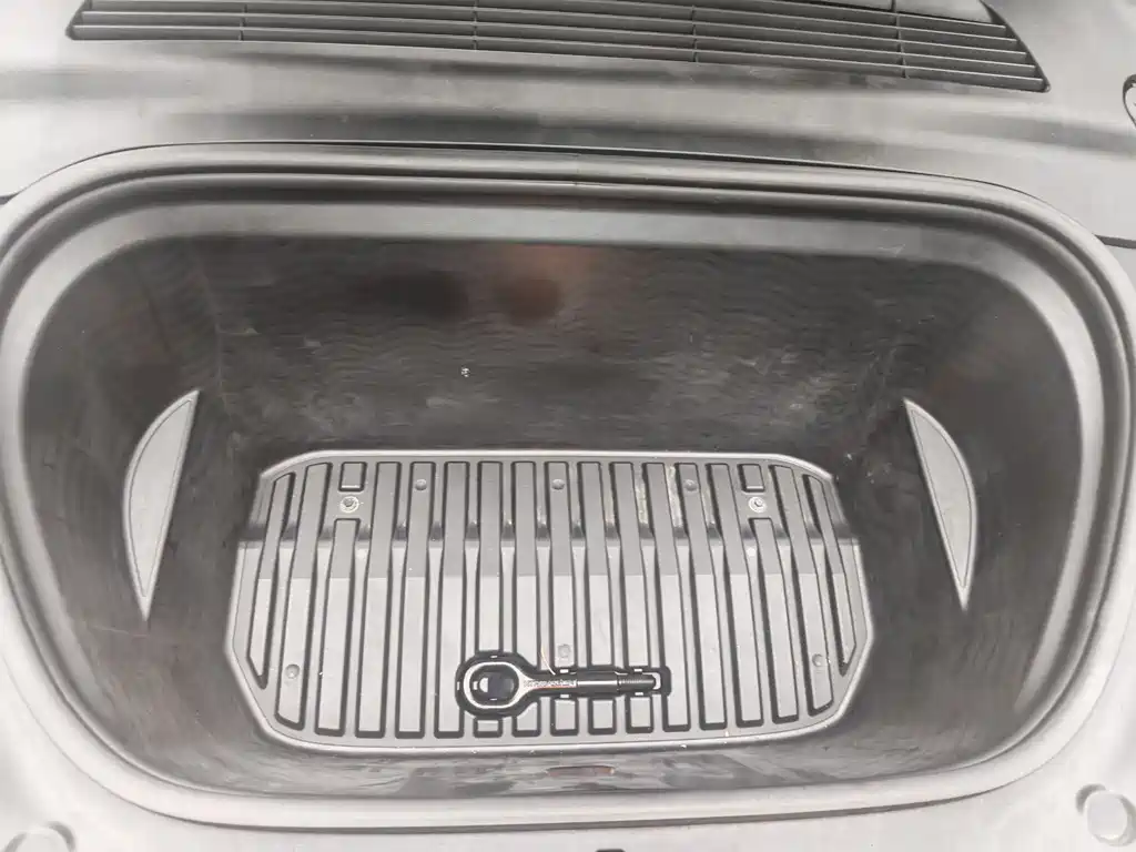 Model Y 2022 Rear-Wheel Drive Edition